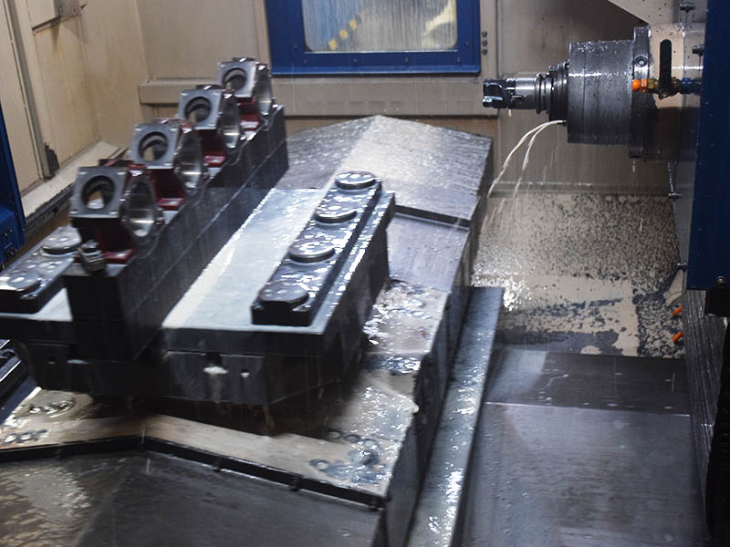 單級旋(xuan)片式真空(kōng)泵